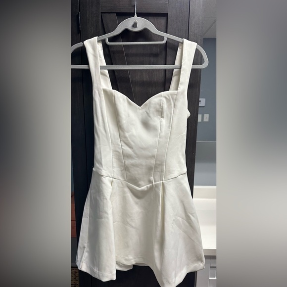 Runaway the label Bethani Mini Dress - Picture 5 of 7